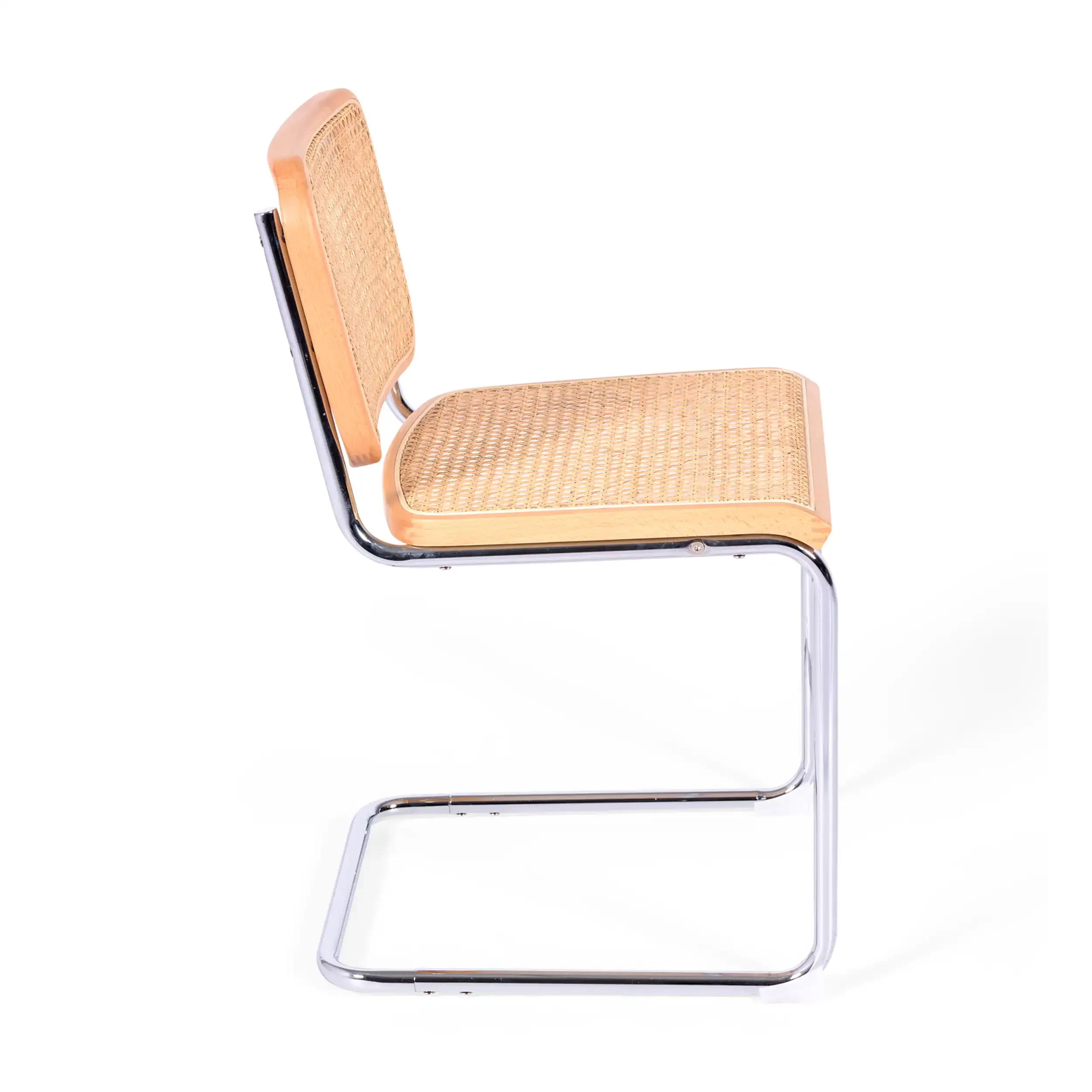 Chair Cesca economical chair in steel, beech and rattan 🪑 | Mueble Design