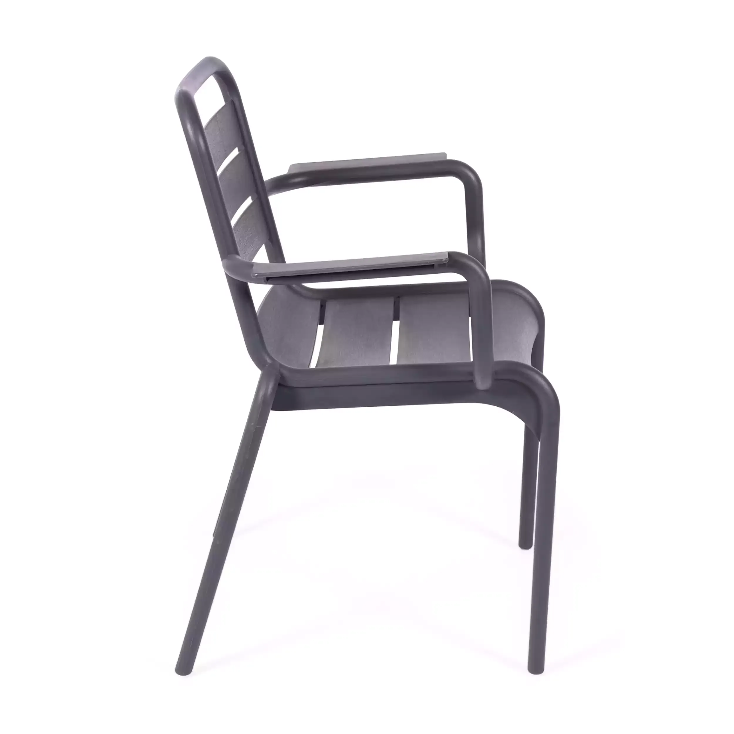 Cadeira Karen adequada para exteriores - Cadeiras de plástico - Mueble Design