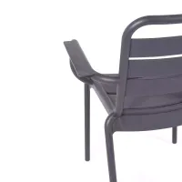 Cadeira Karen adequada para exteriores - Cadeiras de plástico - Mueble Design