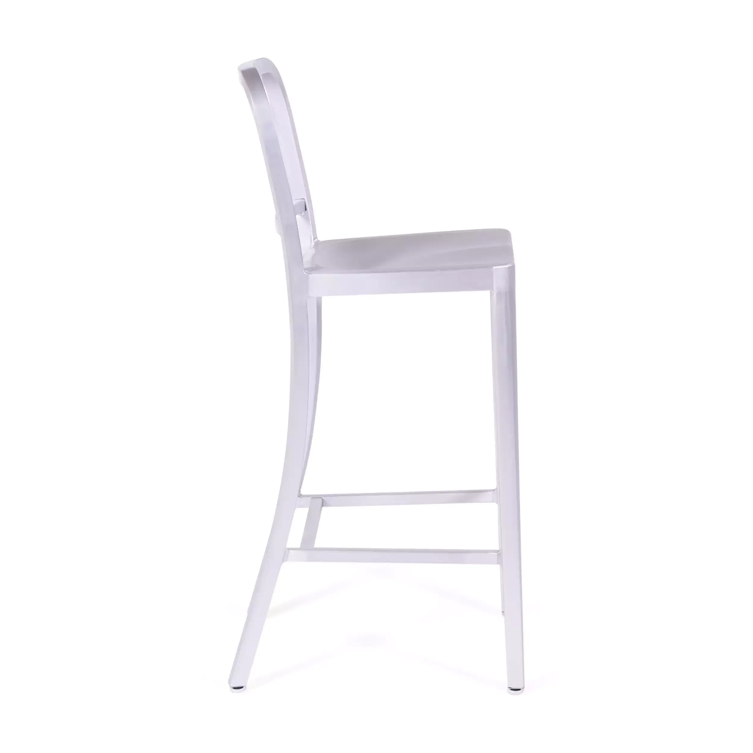 Réplica del taburete Navy Army de aluminio – Diseño industrial icónico