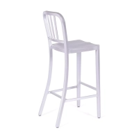 Réplique du tabouret de l'armée de terre en aluminium - design industriel iconique