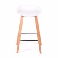Hazte con el Taburete Nórdico en Madera de Haya - Mueble Design