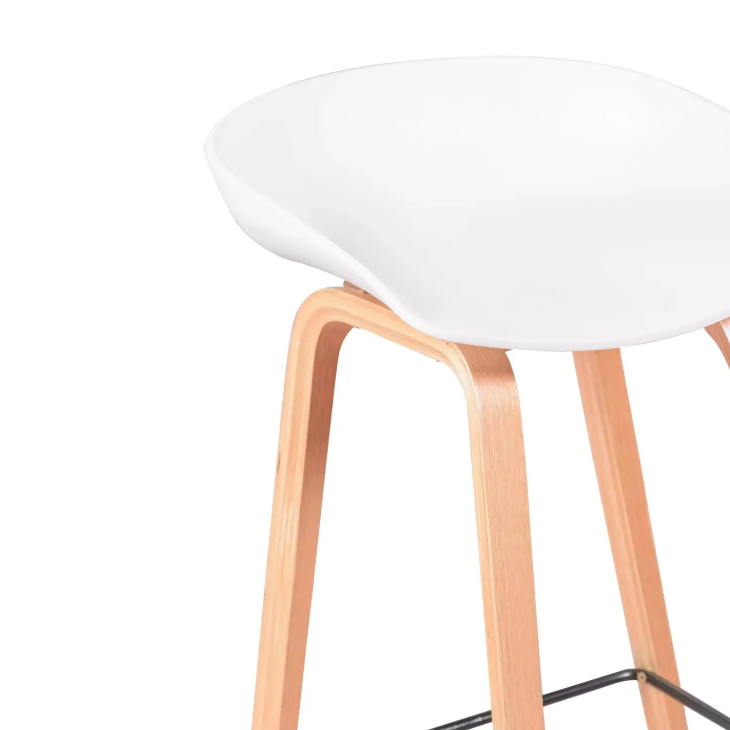 Hazte con el Taburete Nórdico en Madera de Haya - Mueble Design