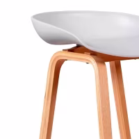 Hazte con el Taburete Nórdico en Madera de Haya - Mueble Design