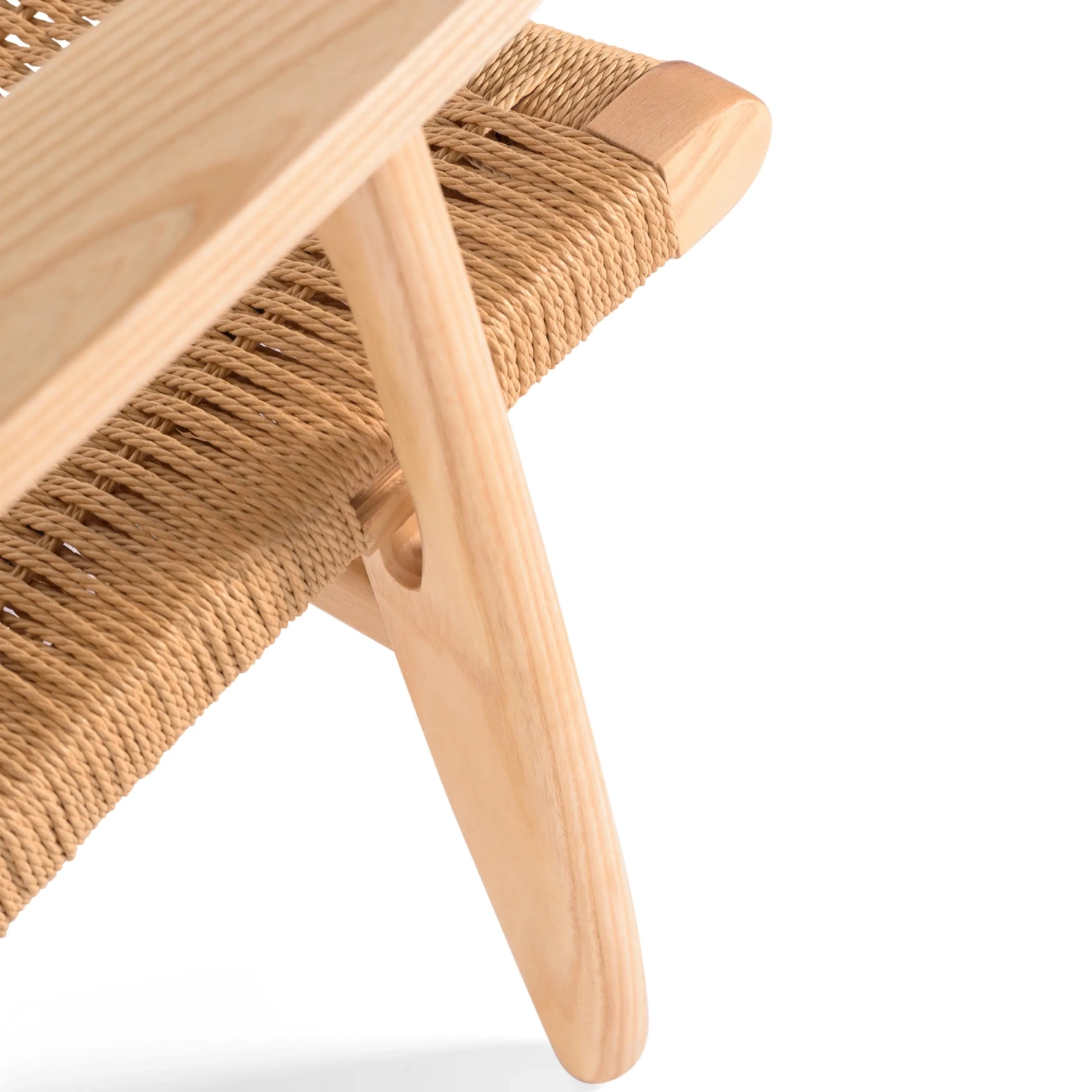Fauteuil Catani CH25 | Scandinavisch ontwerp in essen en natuurlijk touw