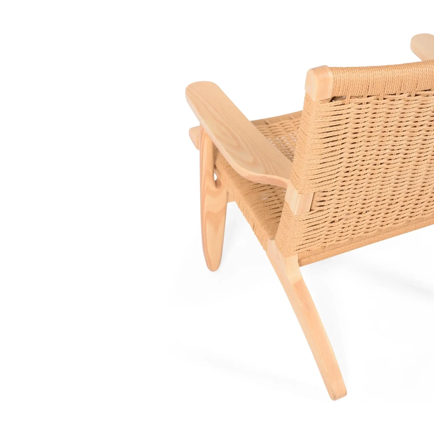 Sillón Catani CH25 | Diseño escandinavo en fresno y cuerda natural