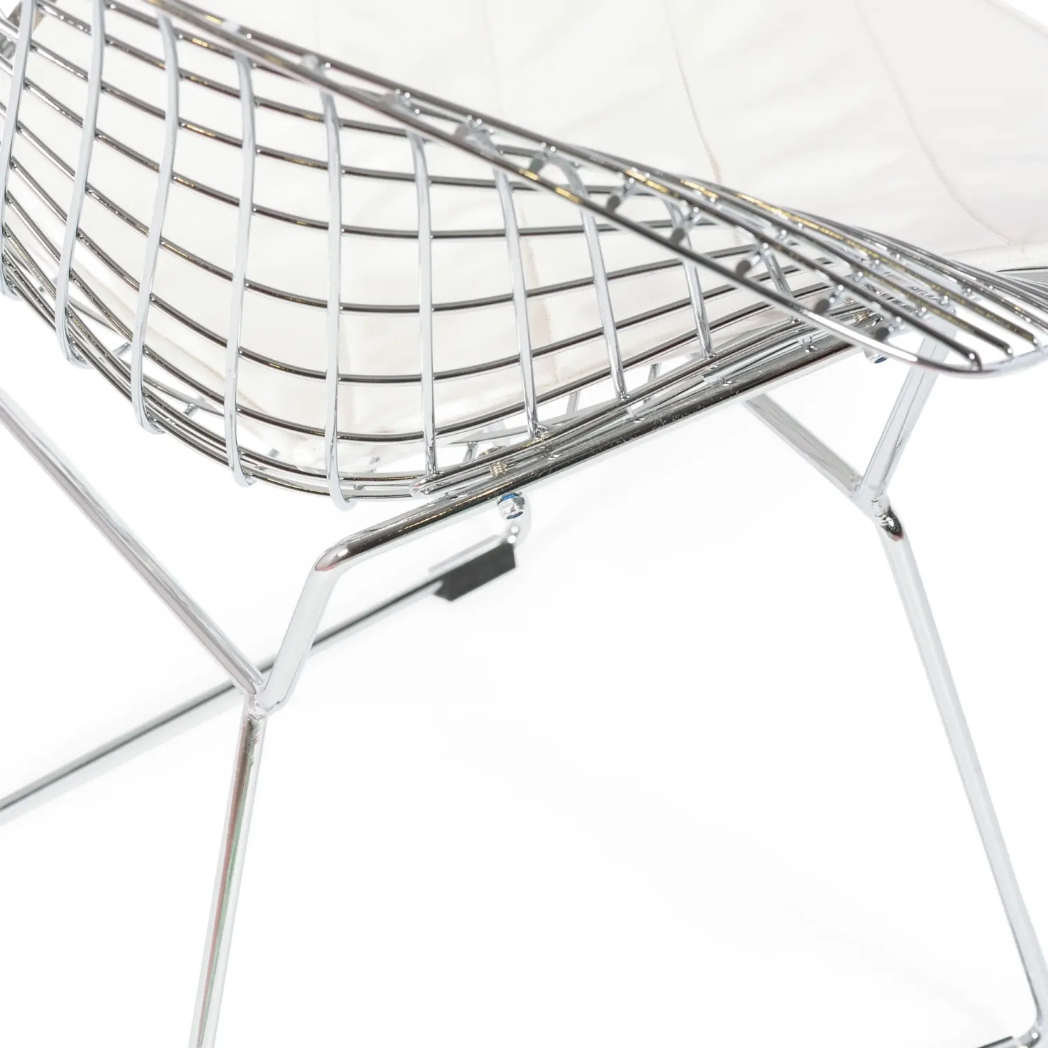 Réplica silla Diamond de acero cromado y cojín en polipiel - Colección Bertoia