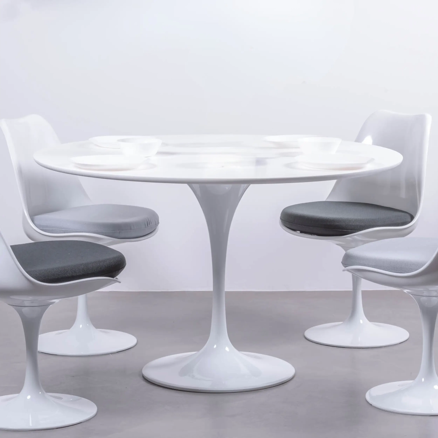 Inspiration Dining Table Style Tulip  120cm - Mueble Design