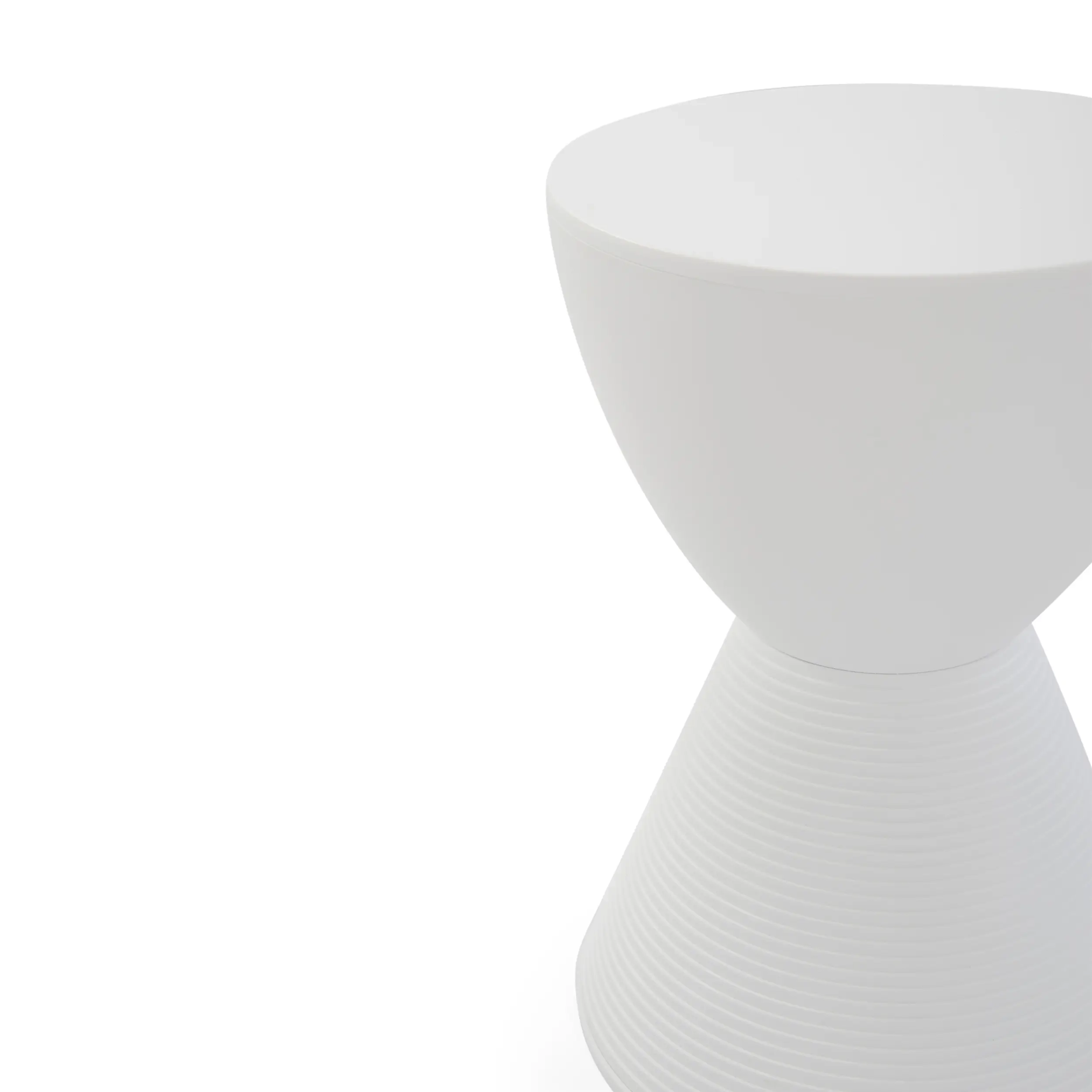 Réplica do banco Prince AHA - Bancos baixos - Mueble Design