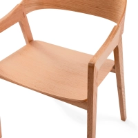 Cadeira de carvalho nórdico com braços Soho | Design minimalista escandinavo