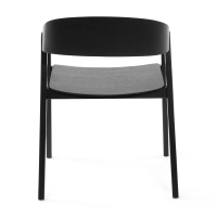 Stol i nordisk ek med armar Soho | Skandinavisk minimalistisk design