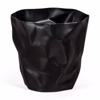 Minimalistyczny i funkcjonalny pojemnik z polipropylenu