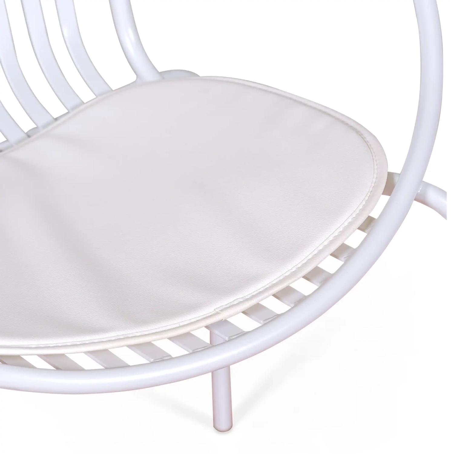 Silla Metálica Bali - Resistente y moderna para exterior e interior - Mueble Design