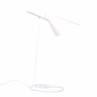 Lámpara de sobremesa Jhon | Diseño inspirado en Arne Jacobsen en acero