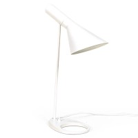 Jhon table lamp | Design inspired by Arne Jacobsen in steel