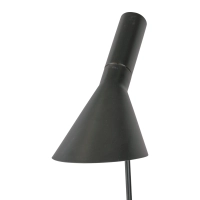 Stojací lampa Jhon | Design inspirovaný Arne Jacobsenem z oceli