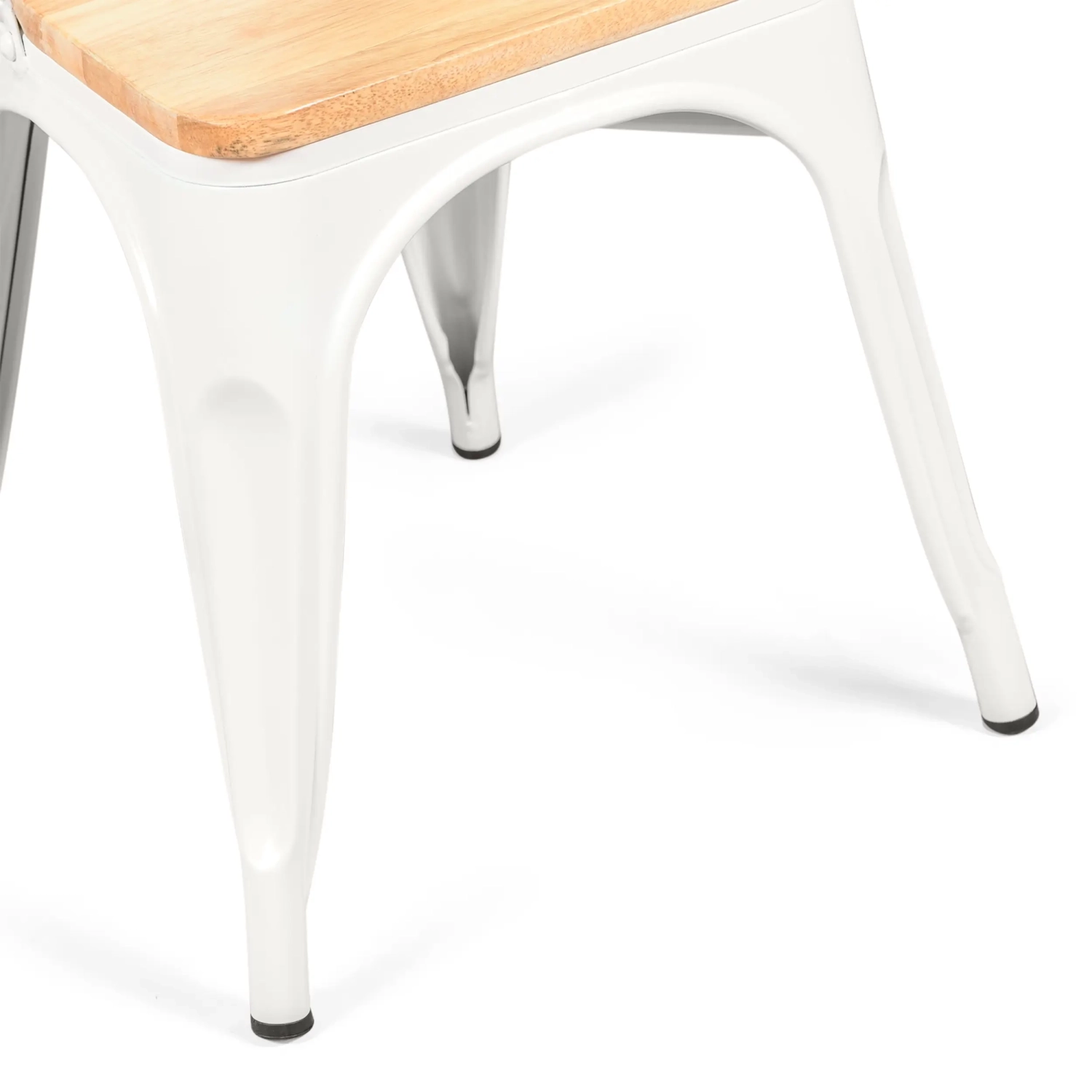 Cadeira empilhável Bistro | Aço mate e madeira maciça, estilo industrial