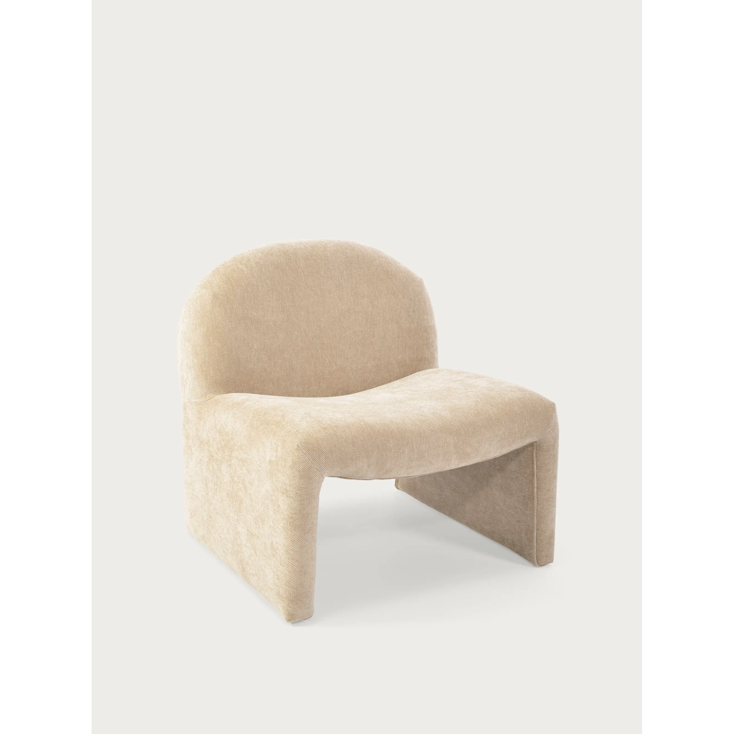 Sillón de diseño tapizado Basel, estilo minimalista y cómodo