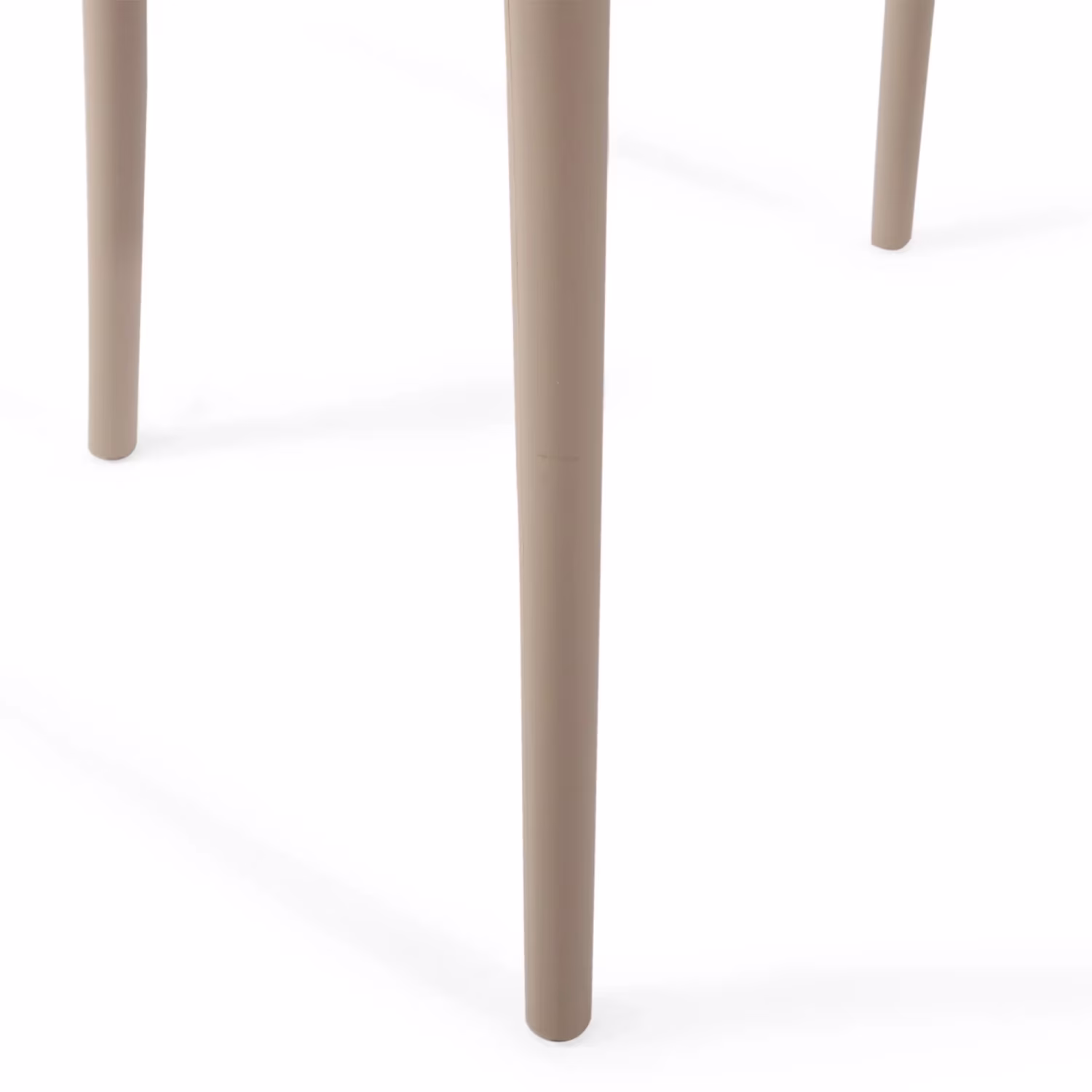 Silla apilable de polipropileno apta para exterior - Creta