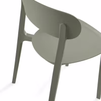 Silla de diseño en polipropileno apilable - Sun