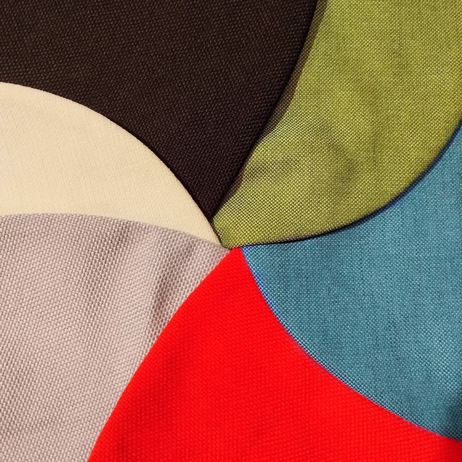 Capa de almofada para cadeira Tulip Capa de almofada para cadeira em algodão: lavável e com fecho de velcro