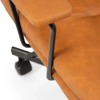 Cadeira de escritório Dakota em couro sintético - Mueble Design