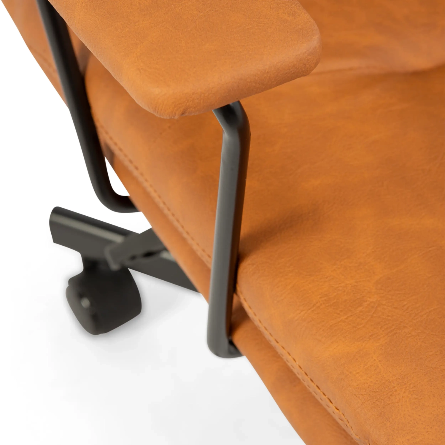Cadeira de escritório Dakota em couro sintético - Mueble Design