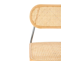 Cadeira Lucio em rattan natural com base em balancim