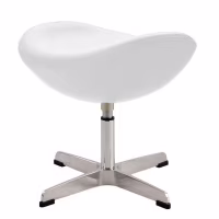 Osmanská replika kožené židle na vejce od návrháře Arne Jacobsen