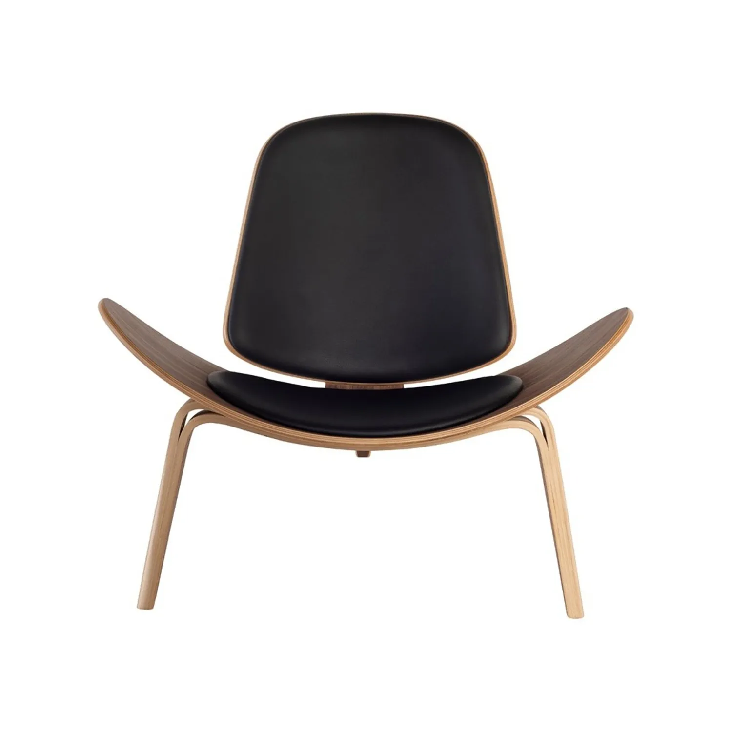 Réplica de la silla Shell Ch07 en madera de nogal