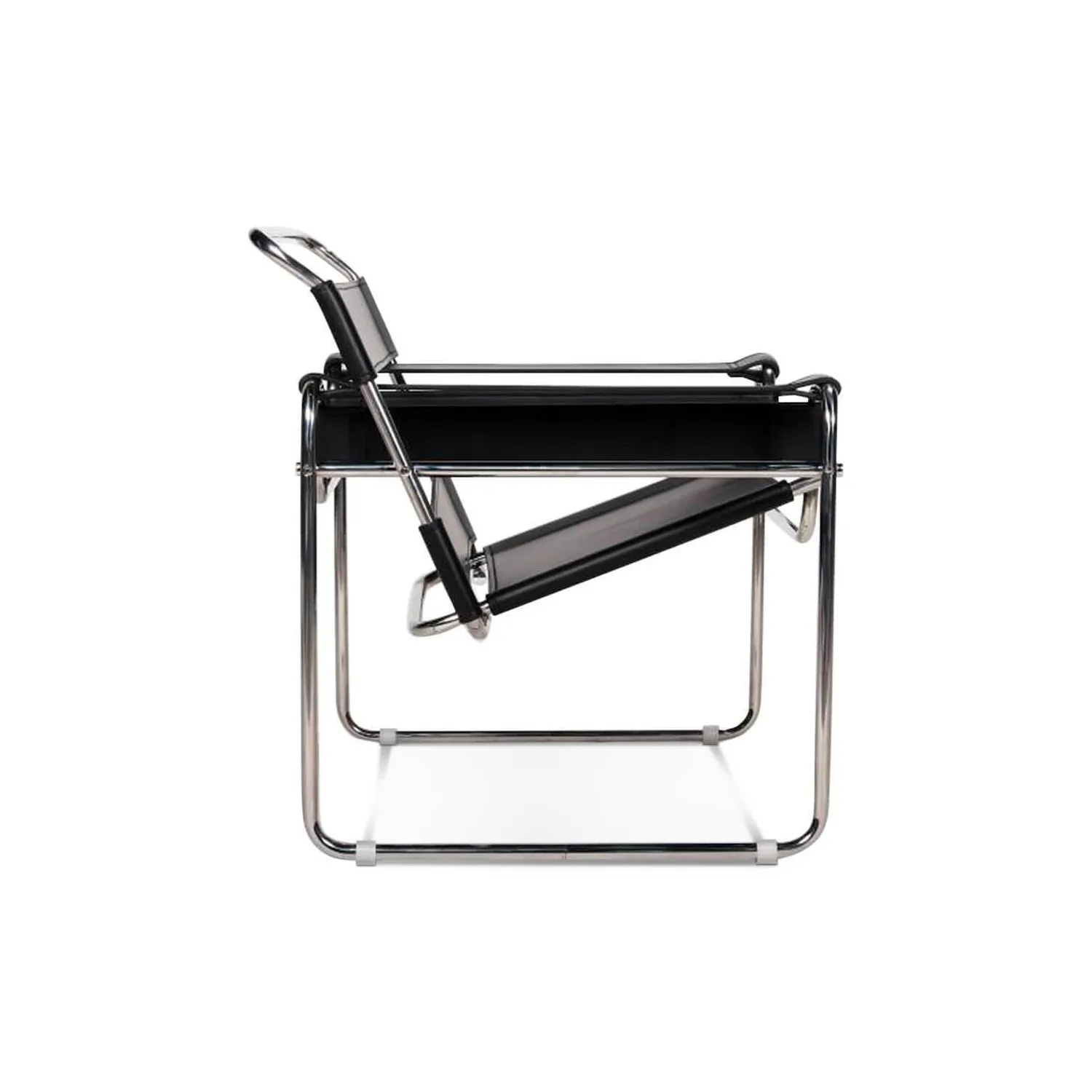 Réplica da cadeira design Wassilly Chair em couro