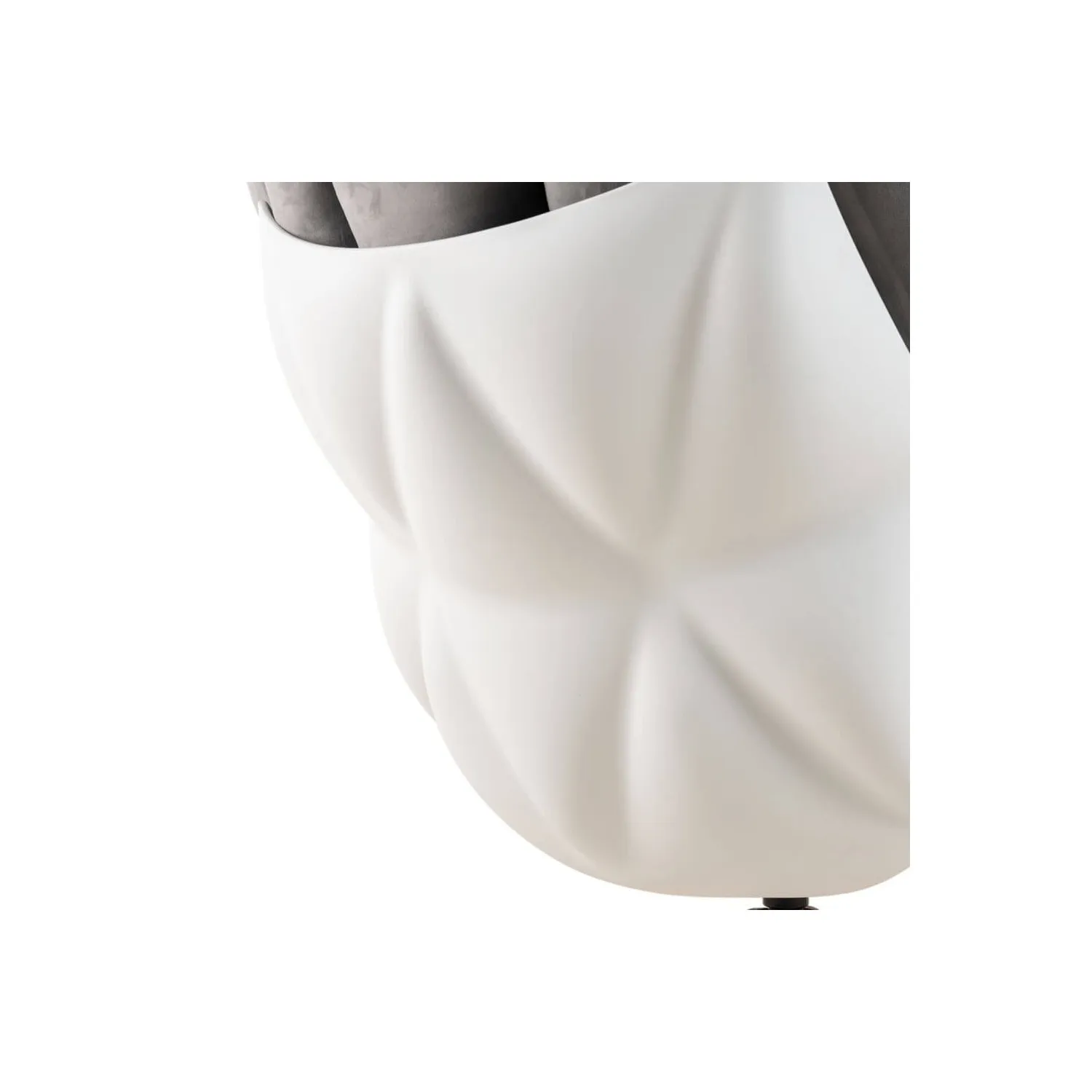 Réplica da poltrona Design Poltrona Husk com apoio para os pés da magnífica designer Patricia Urquiola