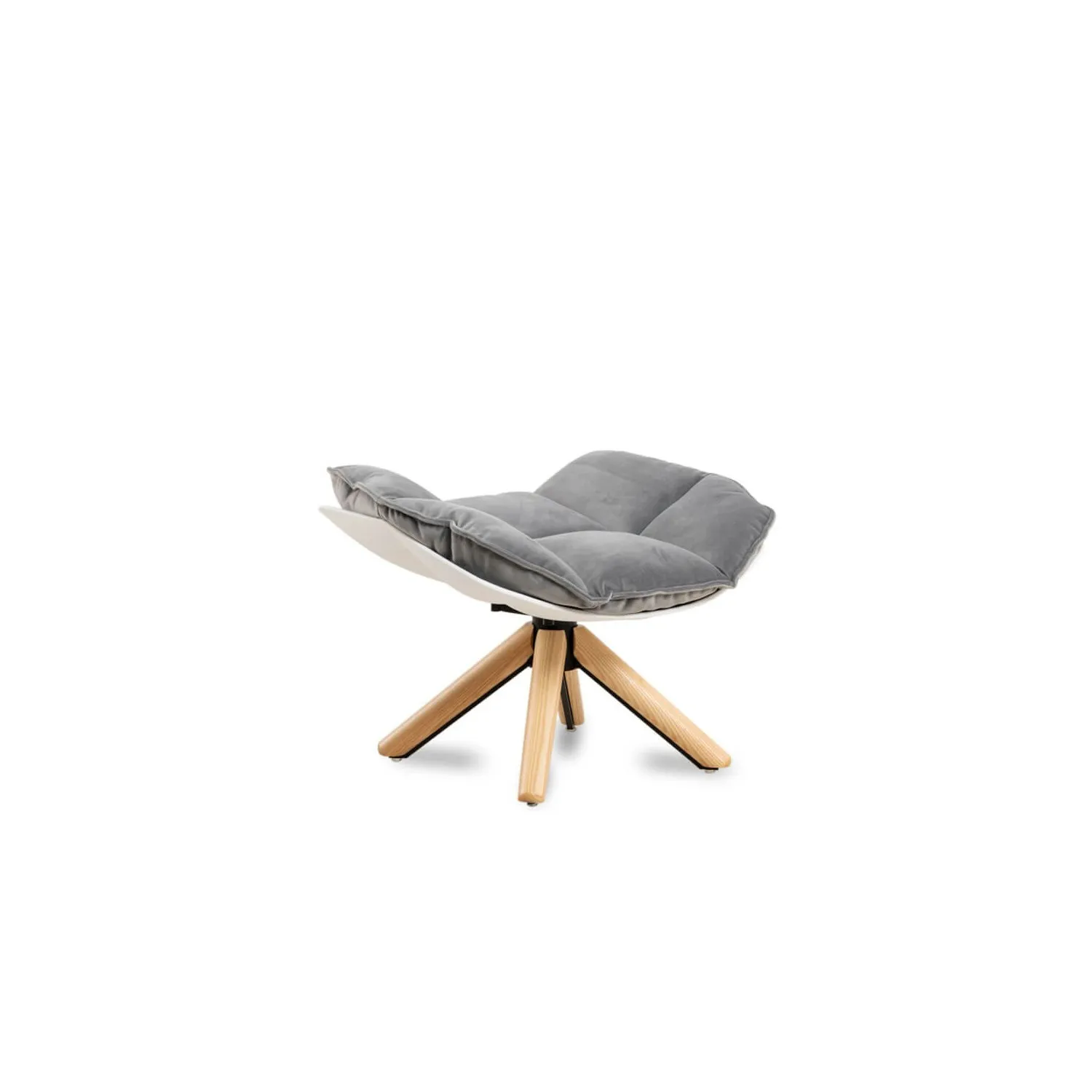 Réplica da poltrona Design Poltrona Husk com apoio para os pés da magnífica designer Patricia Urquiola