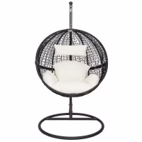 Cadeira suspensa para jardim Magic Garden em rattan