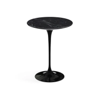 Tulip Bijzettafel replica in marquina marmer