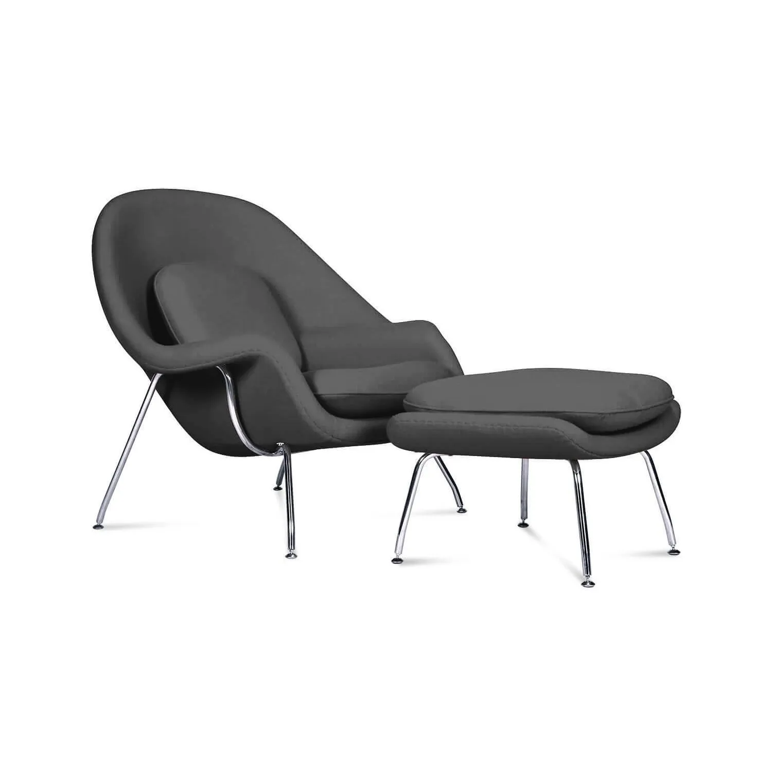 Réplica da cadeira Womb pelo designer Eero Saarinen