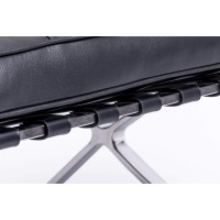 Réplica de cadeira Barcelona Premium em couro italiano