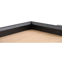 Pop bureautafel met gelakte poten in een moderne stijl