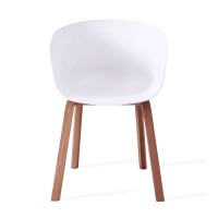 Daxer Nordic Chair in Beech Wood with Nordic style