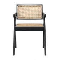 Replica della sedia Chandigarh con braccioli del designer Pierre Jeanneret 