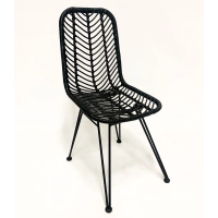 Chaise Le Midi en rotin parfaite pour l'extérieur