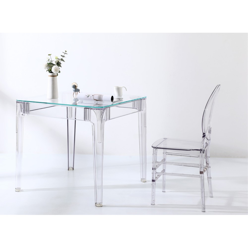 Silla Isabelle Ghost en policarbonato transparente