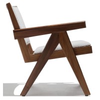 Compass lounge chair with armrests in teak wood and bouclé fabric