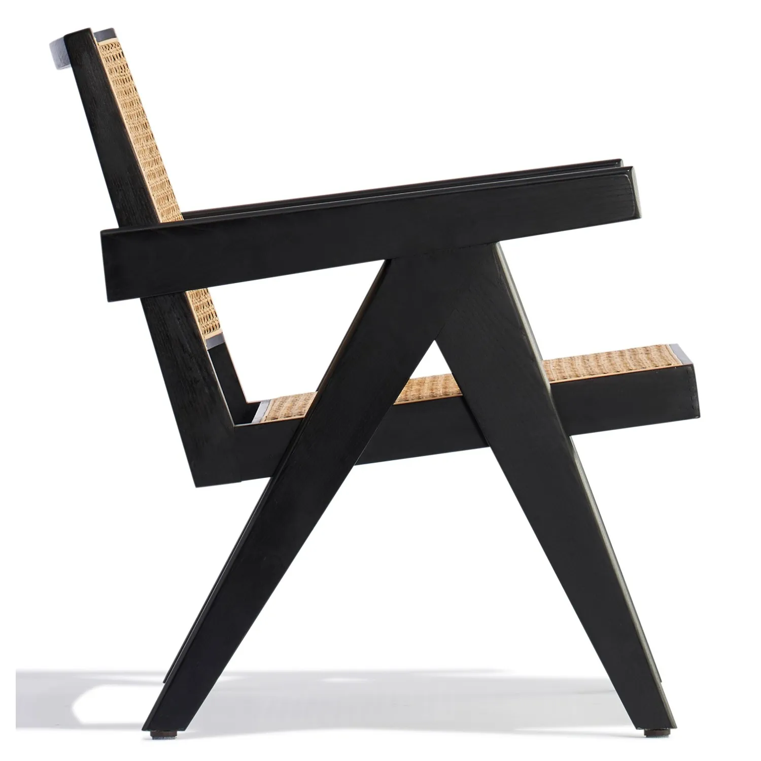 Compass lounge chair with armrests in teak wood and natural rattan