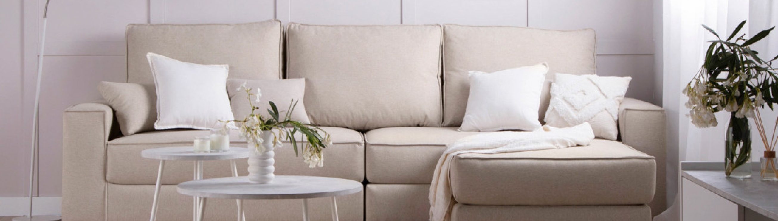 Réplicas de sillas de madera nórdicas