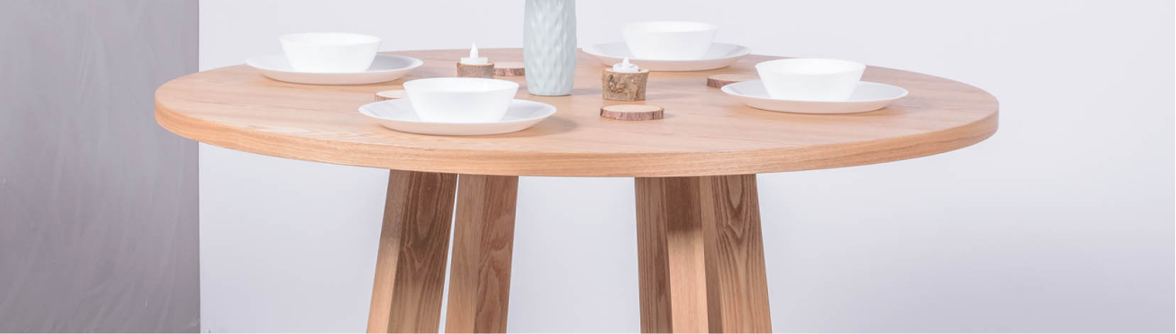 Round Wood dining tables